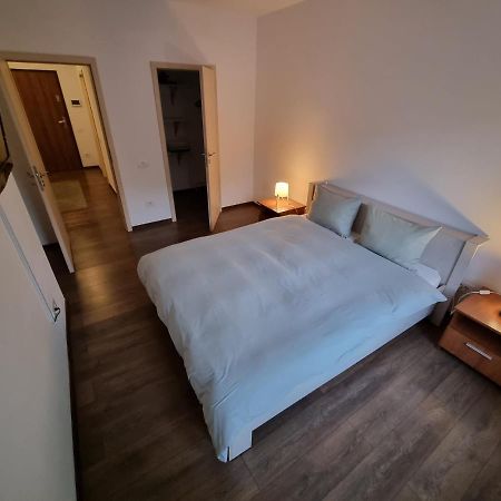 Avram Iancu Private Apartment With Ac Брашов Экстерьер фото